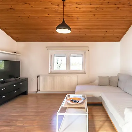 Appartamento By Interhome