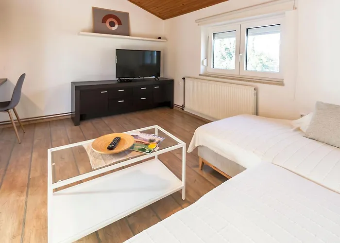 By Interhome